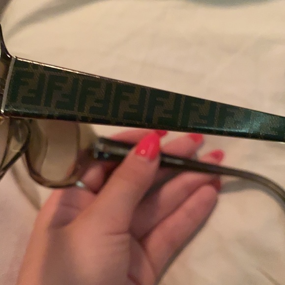 Fendi sunglasses main image 5